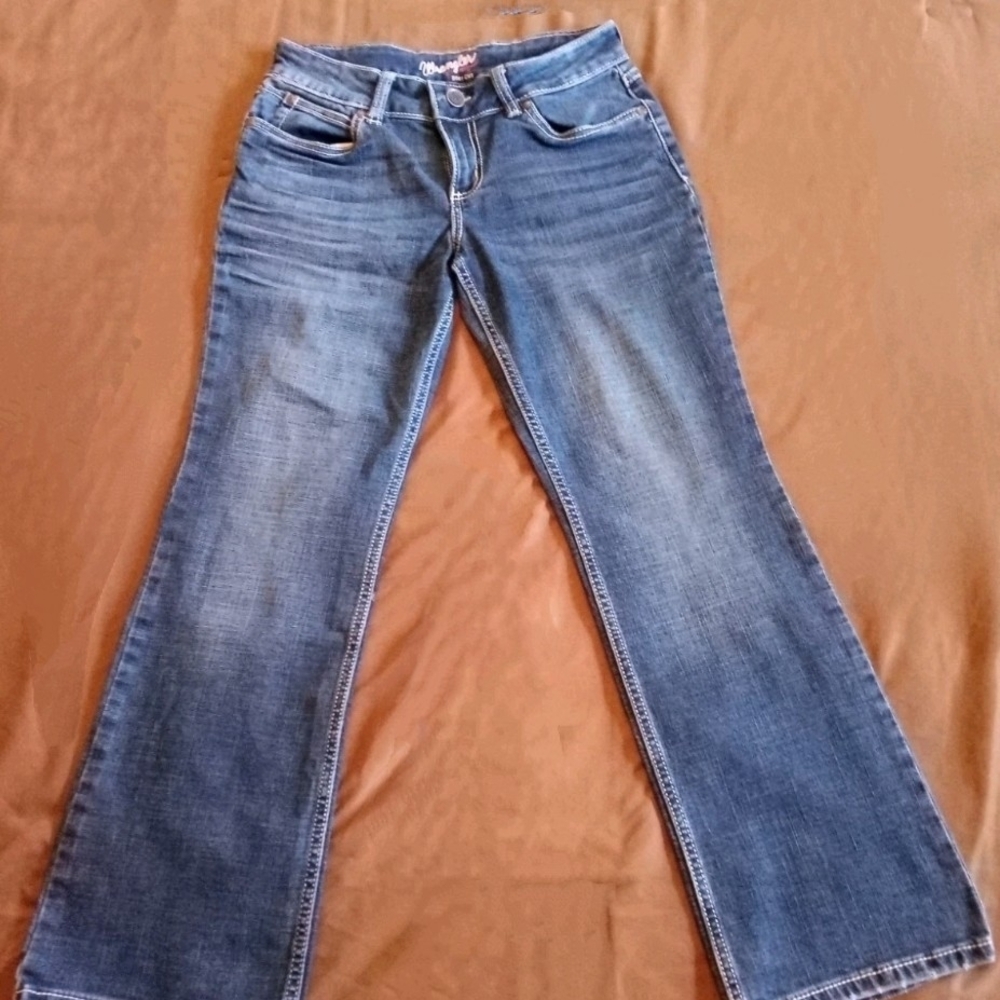 Wrangler Boot Cut Jeans - Picture 2 of 5